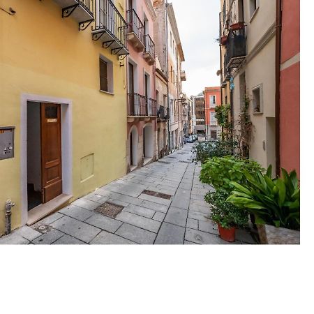 Oldtown Romantic Apartment Cagliari Exterior foto
